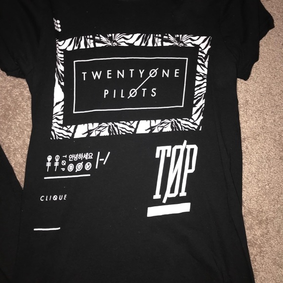 Band Tees - Picture 4 of 5